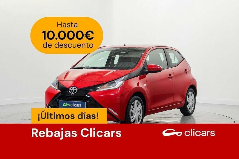Rojo Usado 2017 Toyota Aygo X-play Utilitario | 10.190 € (Buen precio) - Imagen 1/4