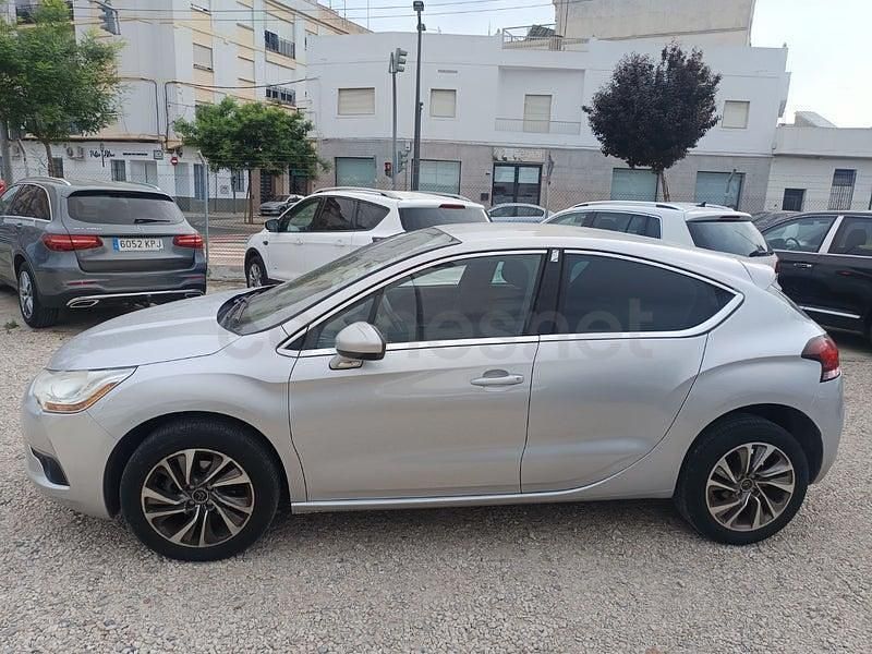 Usado Citroën DS4 92 CV (67 kW) 2014 Gris / plata Utilitario
