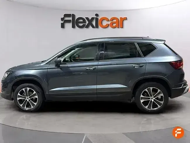 Usado Seat Ateca Style 150 CV (110 kW) 2021 Gris / plata SUV