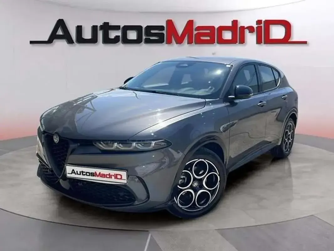 Usado Alfa Romeo Tonale Sprint 131 CV (96 kW) 2024 Gris SUV