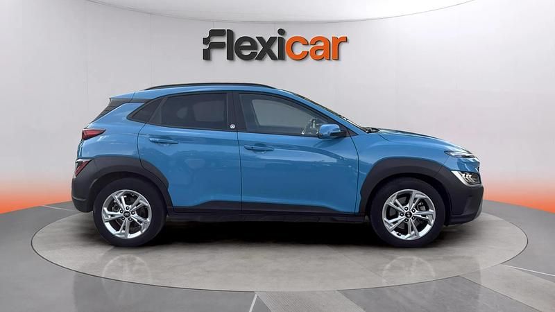 Usado Hyundai Kona 120 CV (88 kW) 2022 Azul SUV