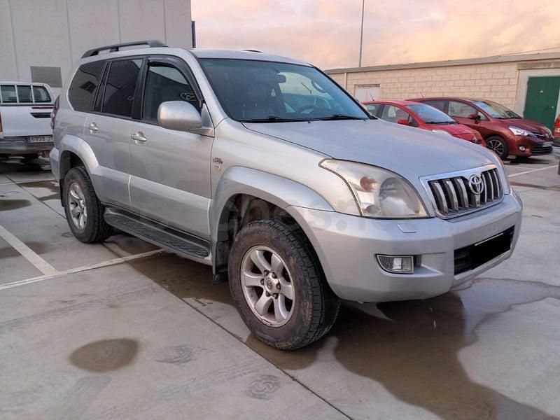 Usado Toyota Land Cruiser 163 CV (119 kW) 2004 Gris / plata SUV