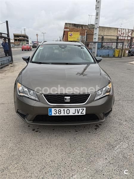 Usado Seat Leon ST CONNECT 115 CV (84 kW) 2017 Beige Familiar