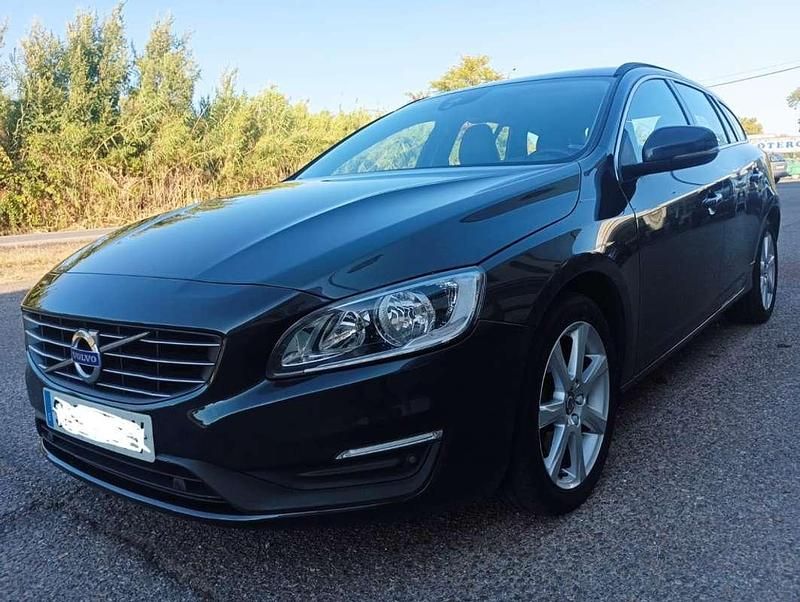 Azul Usado 2016 Volvo V60 R-Design Momentum Familiar | 11.700 € (Buen precio) - Imagen 1/4