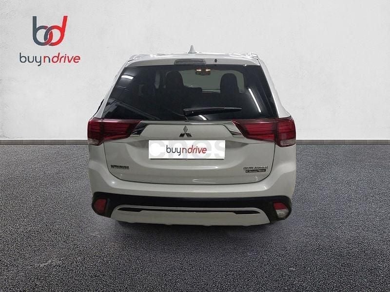 Brugt Mitsubishi Outlander Motion 150 HK (110 kW) 2019 Hvid SUV