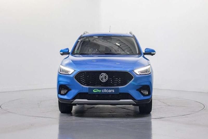 Usado MG ZS Luxury 111 CV (81 kW) 2024 Azul SUV