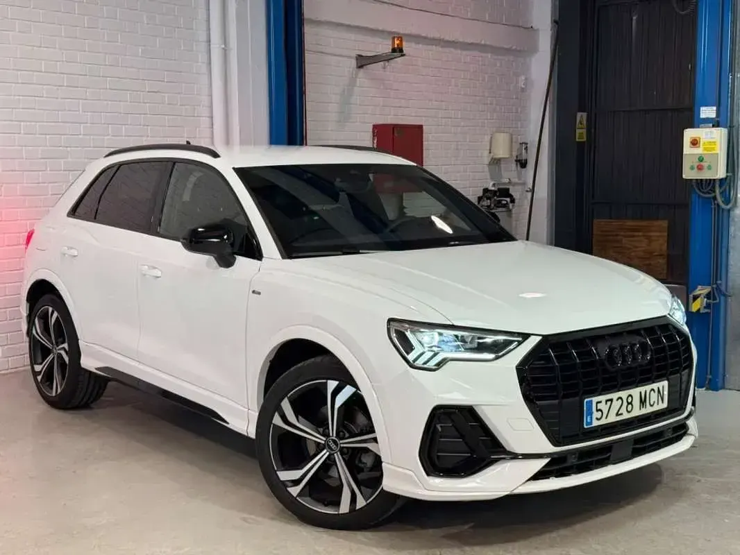 Usado Audi Q3 Sport 150 CV (110 kW) 2023 Blanco SUV