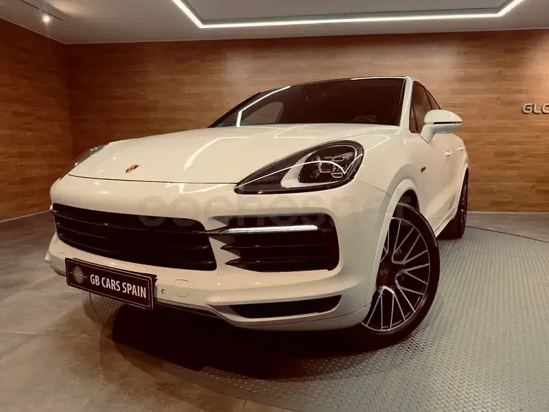 Usado Porsche Cayenne 462 CV (339 kW) 2019 Blanco SUV