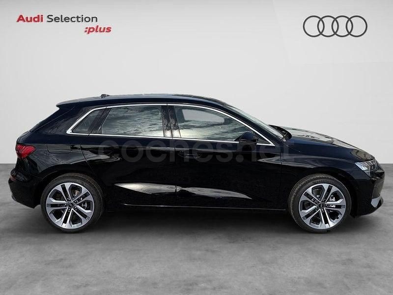 Usado Audi A3 Advanced 204 CV (150 kW) 2025 Negro Berlina