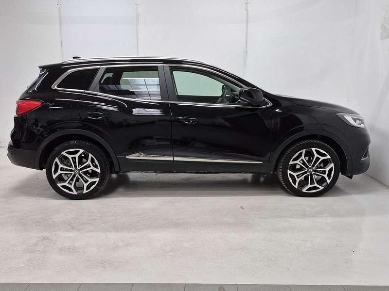 Usado Renault Kadjar Zen 140 CV (102 kW) 2022 Negro SUV