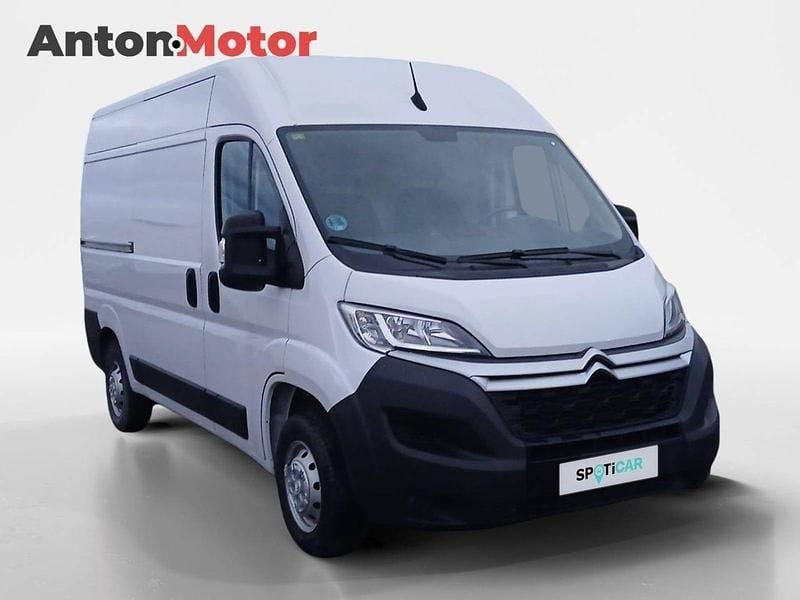 Usado Citroën Jumper 140 CV (102 kW) 2022 Blanco Monovolumen