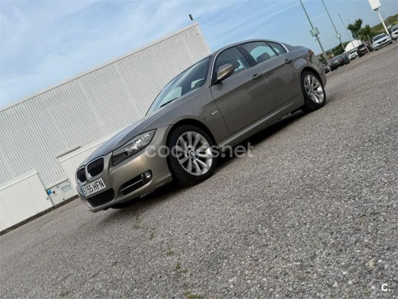 Beige Usado 2011 BMW 318 Sport Line Berlina | 8800 € (Precio justo) - Imagen 1/4