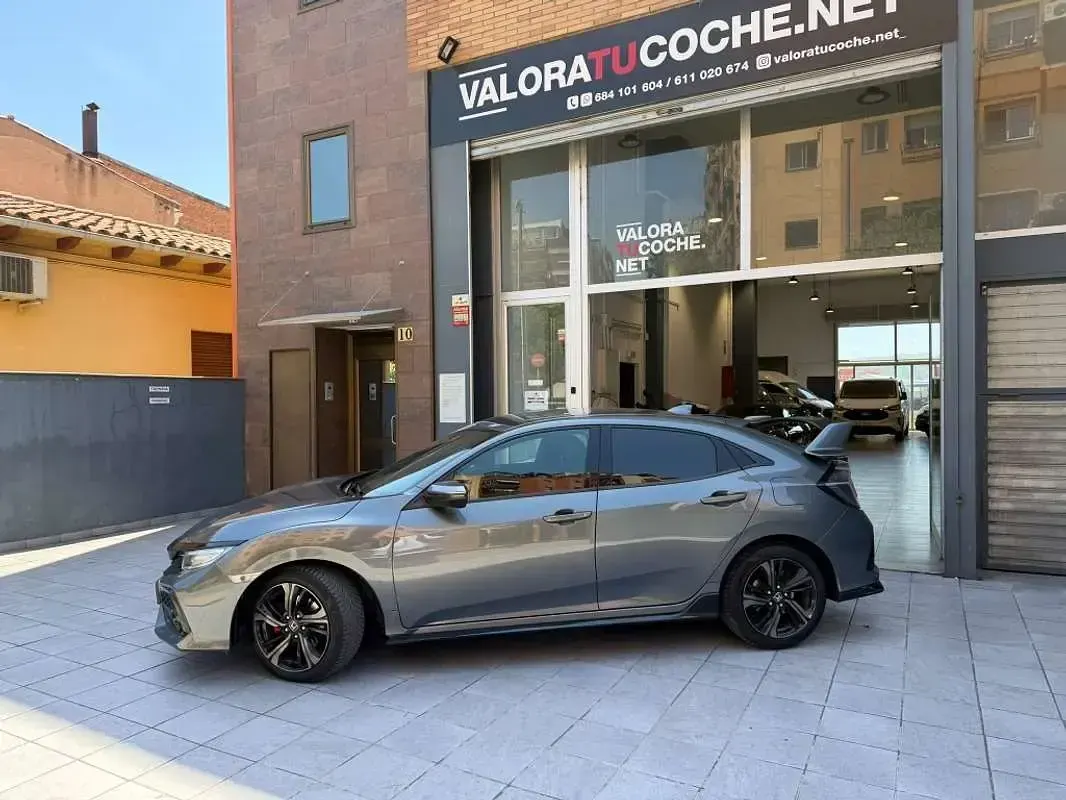 Usado Honda Civic Sport Plus 182 CV (133 kW) 2019 Gris Utilitario