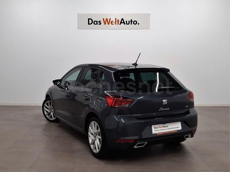 Usado Seat Ibiza FR 115 CV (84 kW) 2024 Gris / plata Utilitario