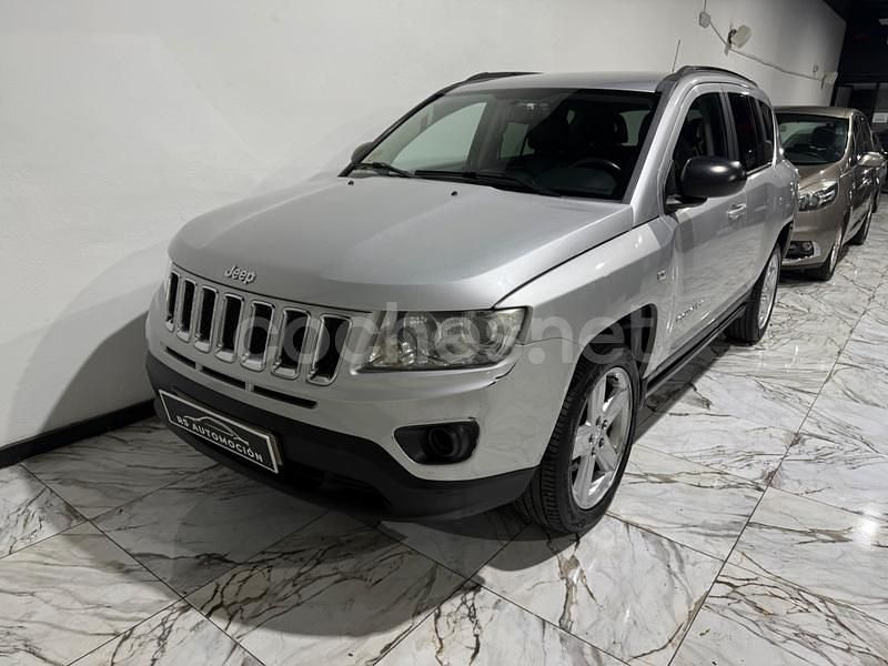 Gris / plata Usado 2012 Jeep Compass Sport SUV | 8890 € (Precio justo) - Imagen 1/4