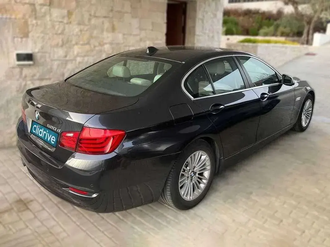 Usado BMW 520 190 CV (139 kW) 2015 Gris Berlina