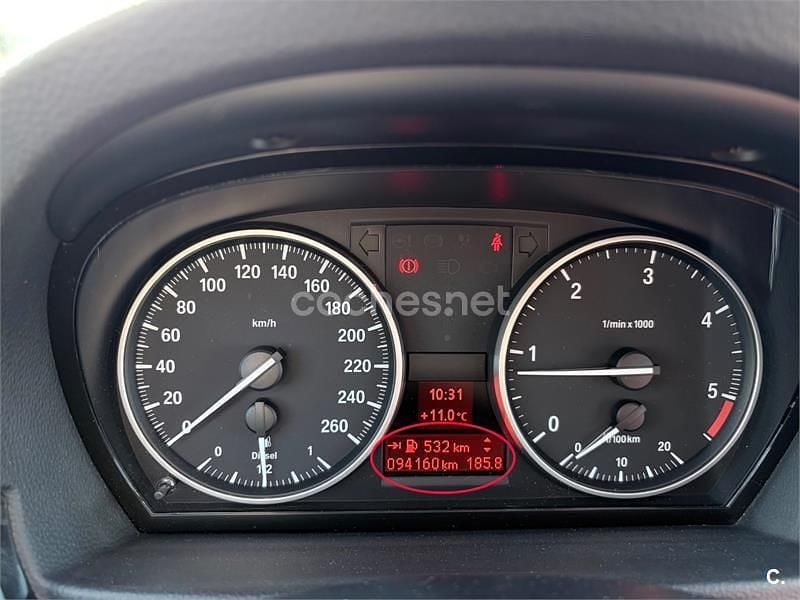 Usado BMW 320 Sport Line 177 CV (130 kW) 2011 Gris / plata Berlina