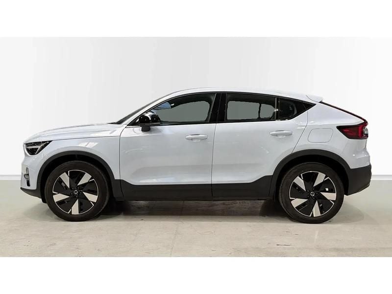 Käytetty Volvo C40 Core 175 kW (238 HP) 2024 Sininen Katumaasturi