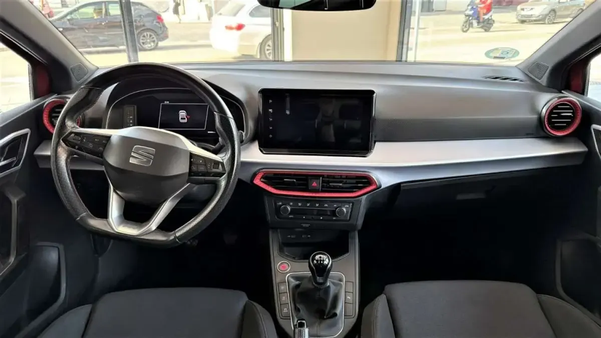 Usado Seat Ibiza FR 110 CV (80 kW) 2022 Rojo Utilitario