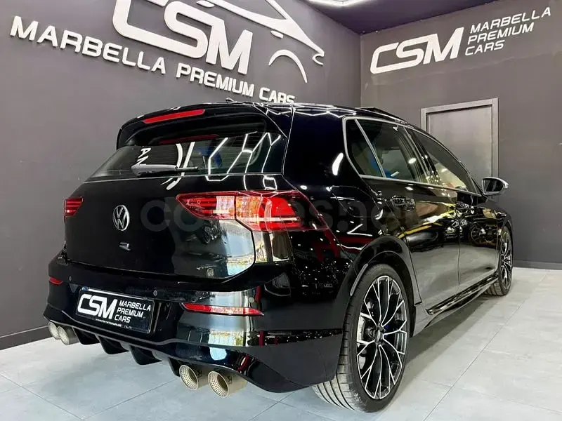 Usado VW Golf VIII R 333 CV (244 kW) 2025 Negro Berlina