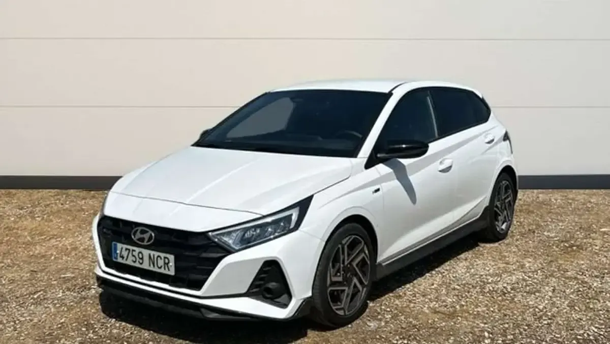Usado Hyundai i20 N Line 80 CV (58 kW) 2025 Blanco Utilitario