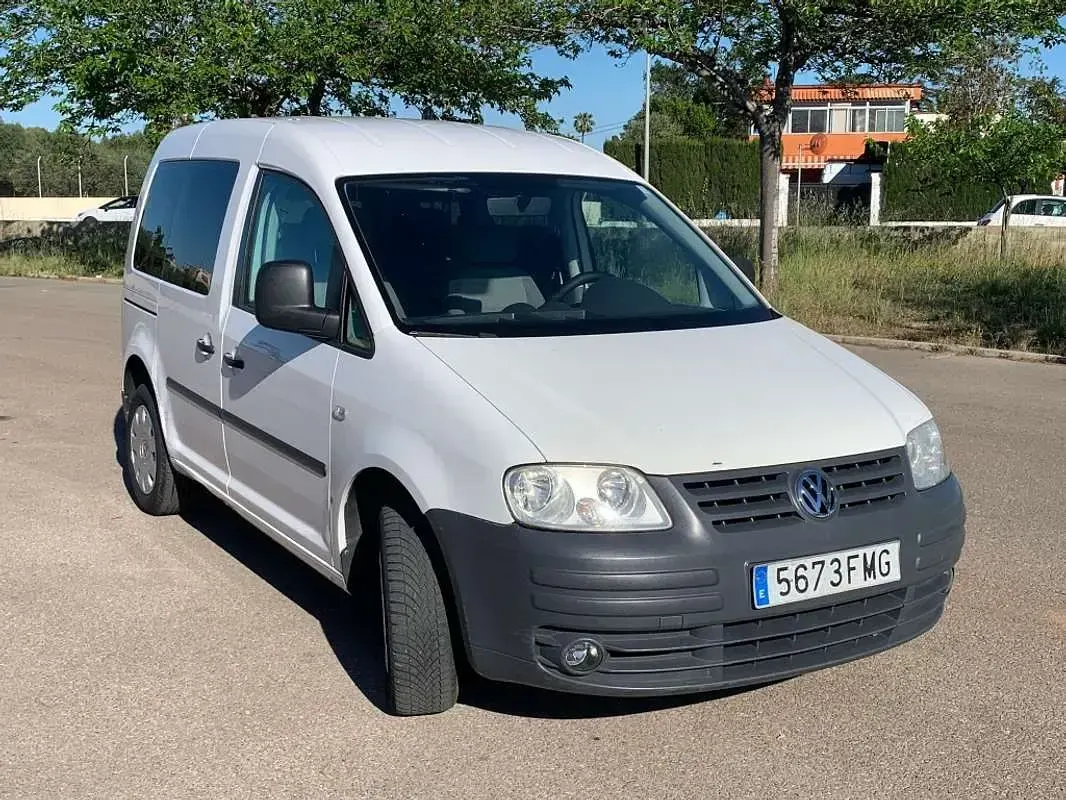 Usado VW Caddy 105 CV (77 kW) 2007 Blanco Monovolumen