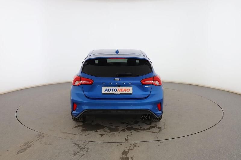 Usado Ford Focus ST-Line 125 CV (91 kW) 2021 Azul Berlina