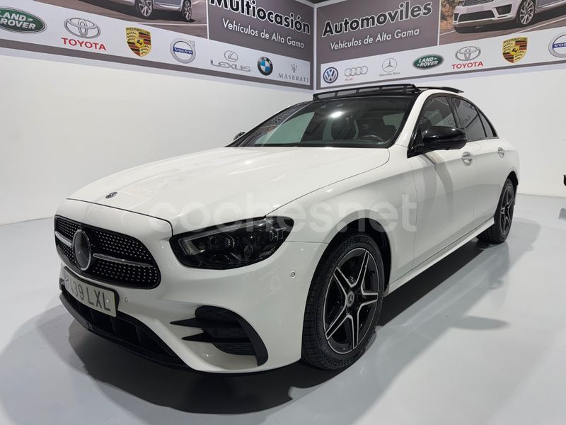 Blanco Usado 2022 Mercedes E300 Berlina | 36.990 € (Un poco caro) - Imagen 1/4