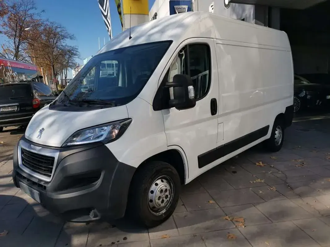 Usado Peugeot Boxer 110 CV (80 kW) 2019 Blanco Van