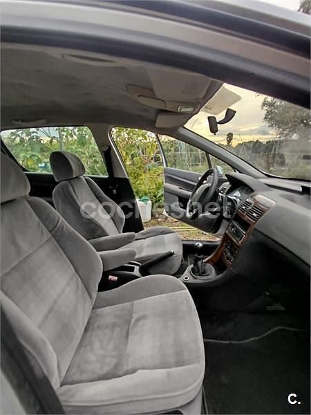 Usado Peugeot 307 90 CV (66 kW) 2001 Gris / plata Berlina