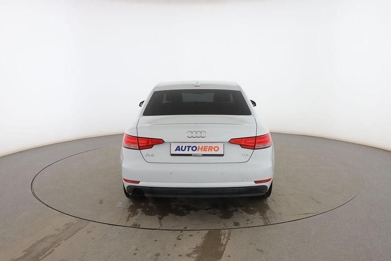 Usado Audi A4 Advanced 150 CV (110 kW) 2016 Blanco Berlina
