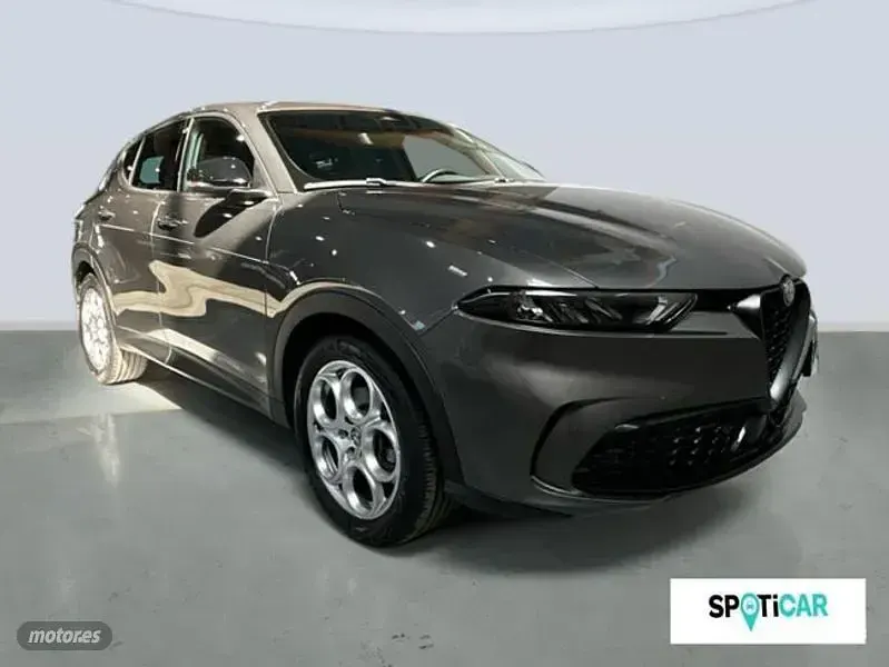 Usado Alfa Romeo Tonale Sprint 130 CV (95 kW) 2023 Gris SUV