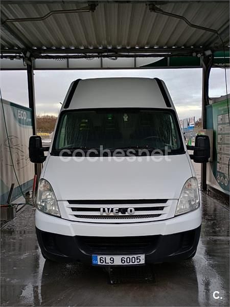 Usado Iveco Daily 96 CV (70 kW) 2008 Blanco Recogida