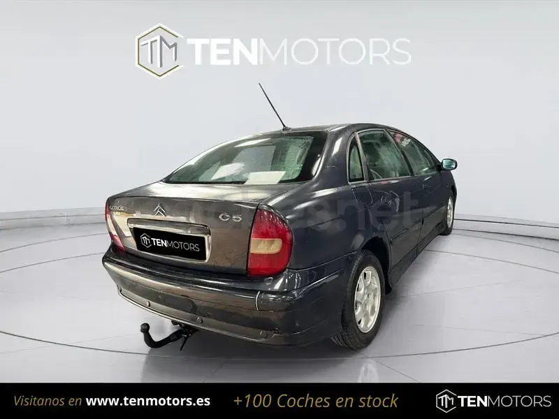 Usado Citroën C5 Exclusive 138 CV (101 kW) 2004 Negro Berlina