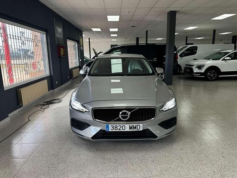 Usado Volvo S60 Core 197 CV (144 kW) 2023 Gris Berlina