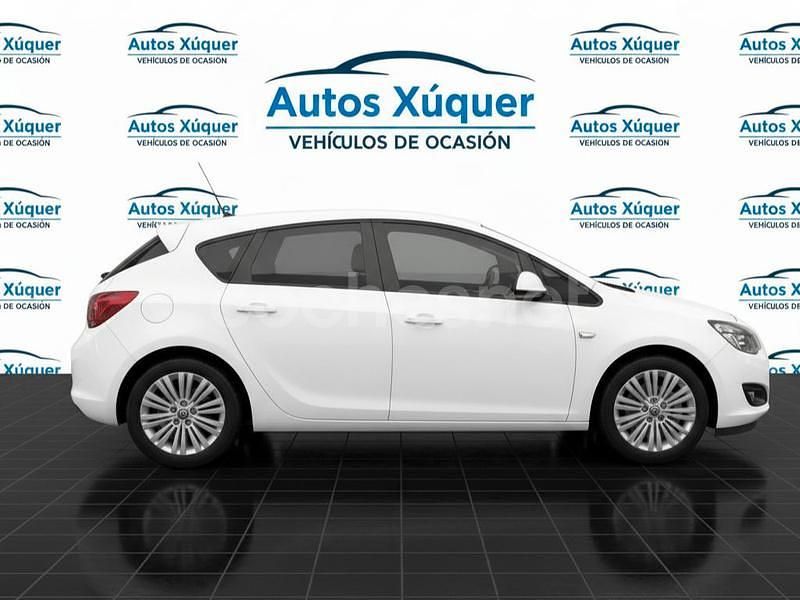 Usado Opel Astra Excellence 110 CV (80 kW) 2015 Blanco Berlina