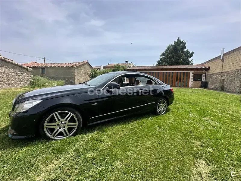 Usado Mercedes E350 231 CV (169 kW) 2010 Negro Coupe