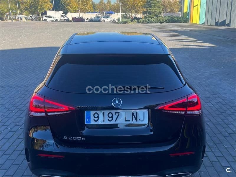 Usado Mercedes A200 150 CV (110 kW) 2021 Negro Berlina