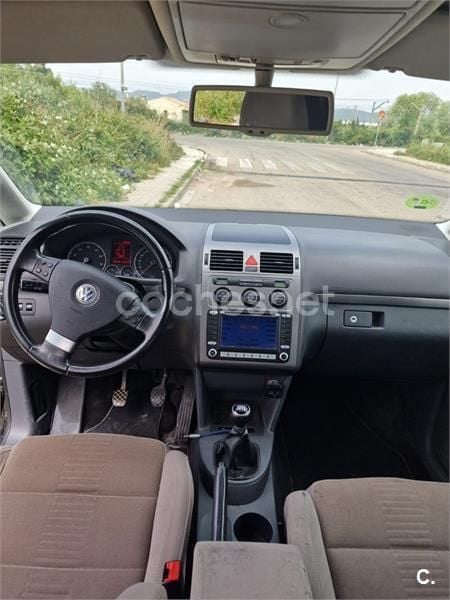 Negro Usado 2007 VW Touran Highline Monovolumen | 4500 € (Precio justo) - Imagen 1/2