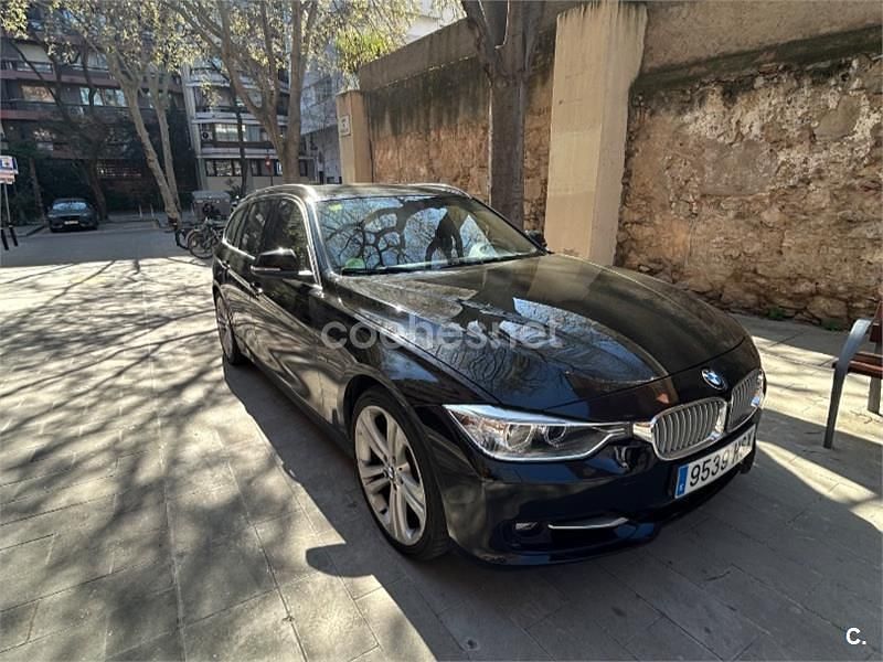 Usado BMW 335 Sport Line 306 CV (225 kW) 2013 Negro Familiar