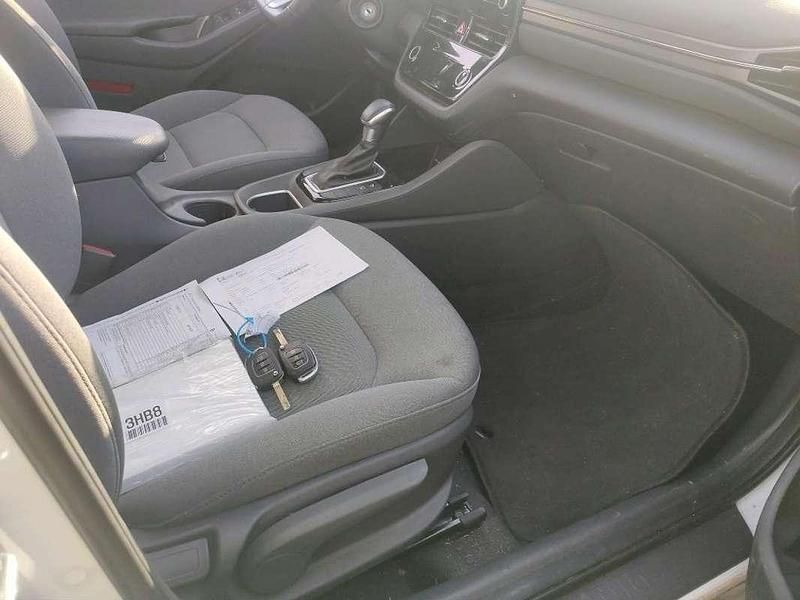 Usado Hyundai Ioniq 141 CV (103 kW) 2021 Blanco Utilitario