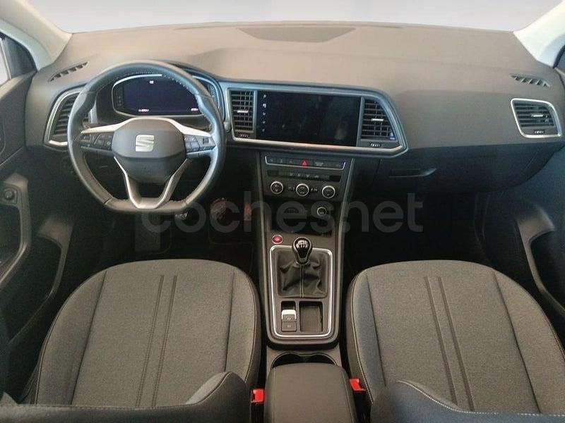 Usado Seat Ateca Style 150 CV (110 kW) 2022 Gris / plata SUV
