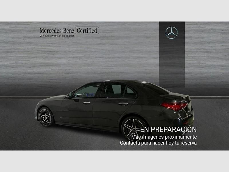 Usado Mercedes C200 163 CV (119 kW) 2023 Gris grafito (metalizado) Berlina