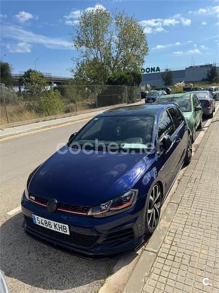 Usado VW Golf VII GTI 230 CV (169 kW) 2018 Azul Berlina