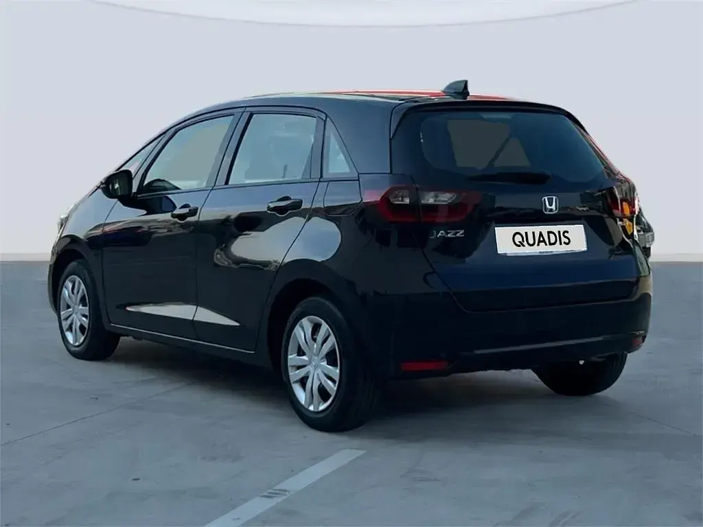 Usado Honda Jazz Comfort 109 CV (80 kW) 2022 Negro Utilitario