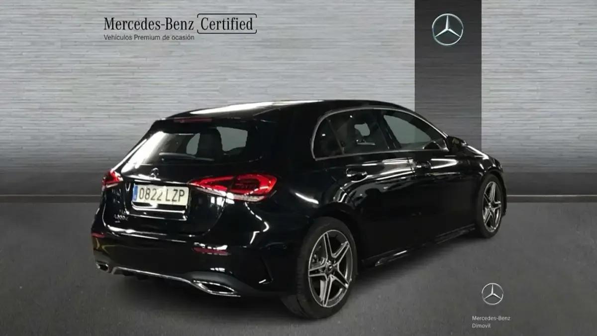 Usado Mercedes A200 AMG line 150 CV (110 kW) 2022 Negro Berlina