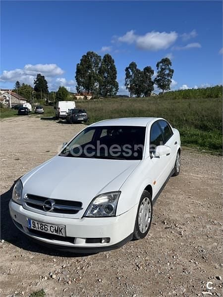 Blanco Usado 2003 Opel Vectra Comfort Berlina | 1500 € (Caro) - Imagen 1/4