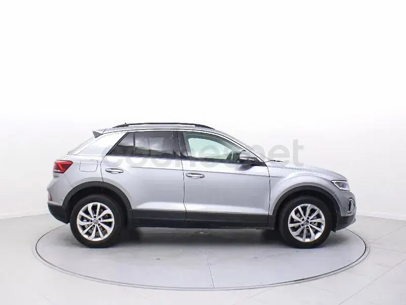 Usado VW T-Roc 150 CV (110 kW) 2024 Azul SUV