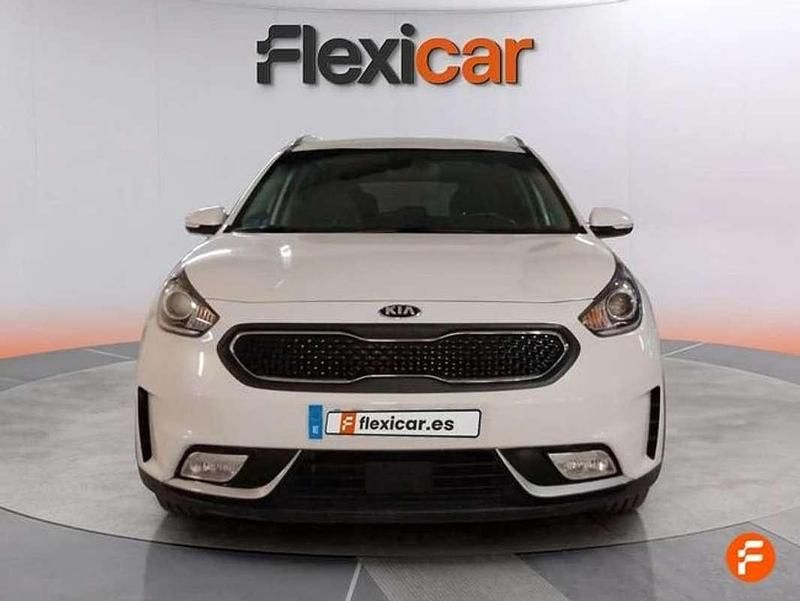 Usado Kia Niro 141 CV (103 kW) 2017 Blanco SUV