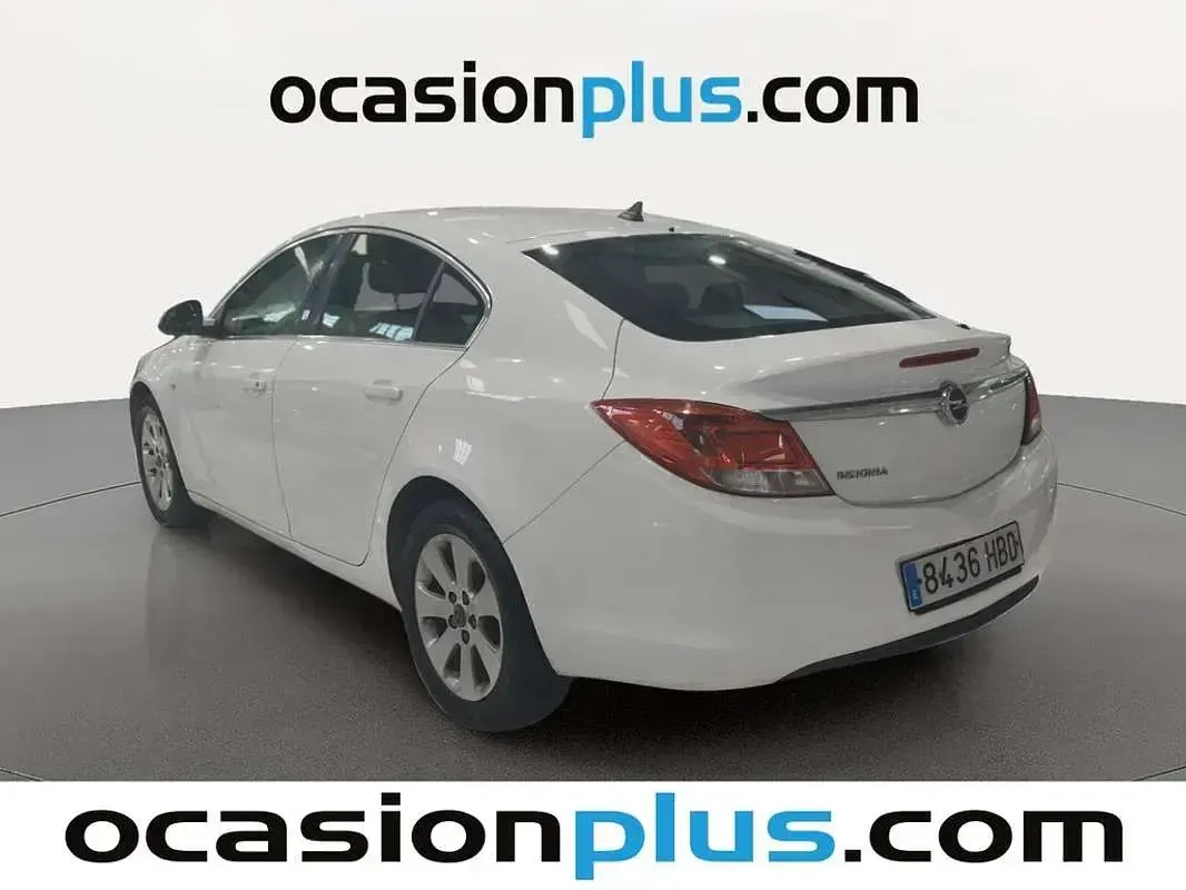 Usado Opel Insignia Edition 140 CV (102 kW) 2010 Blanco Berlina